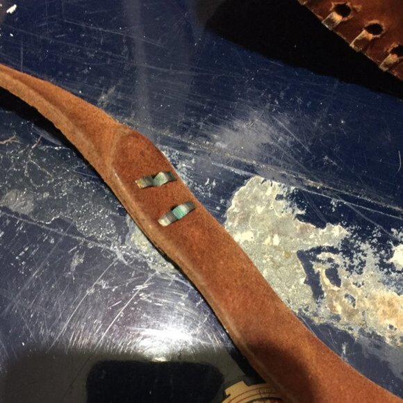 VINTAGE TOOLED LEATHER SMALL SADDLE HANDBAGS - Picture 10 of 10